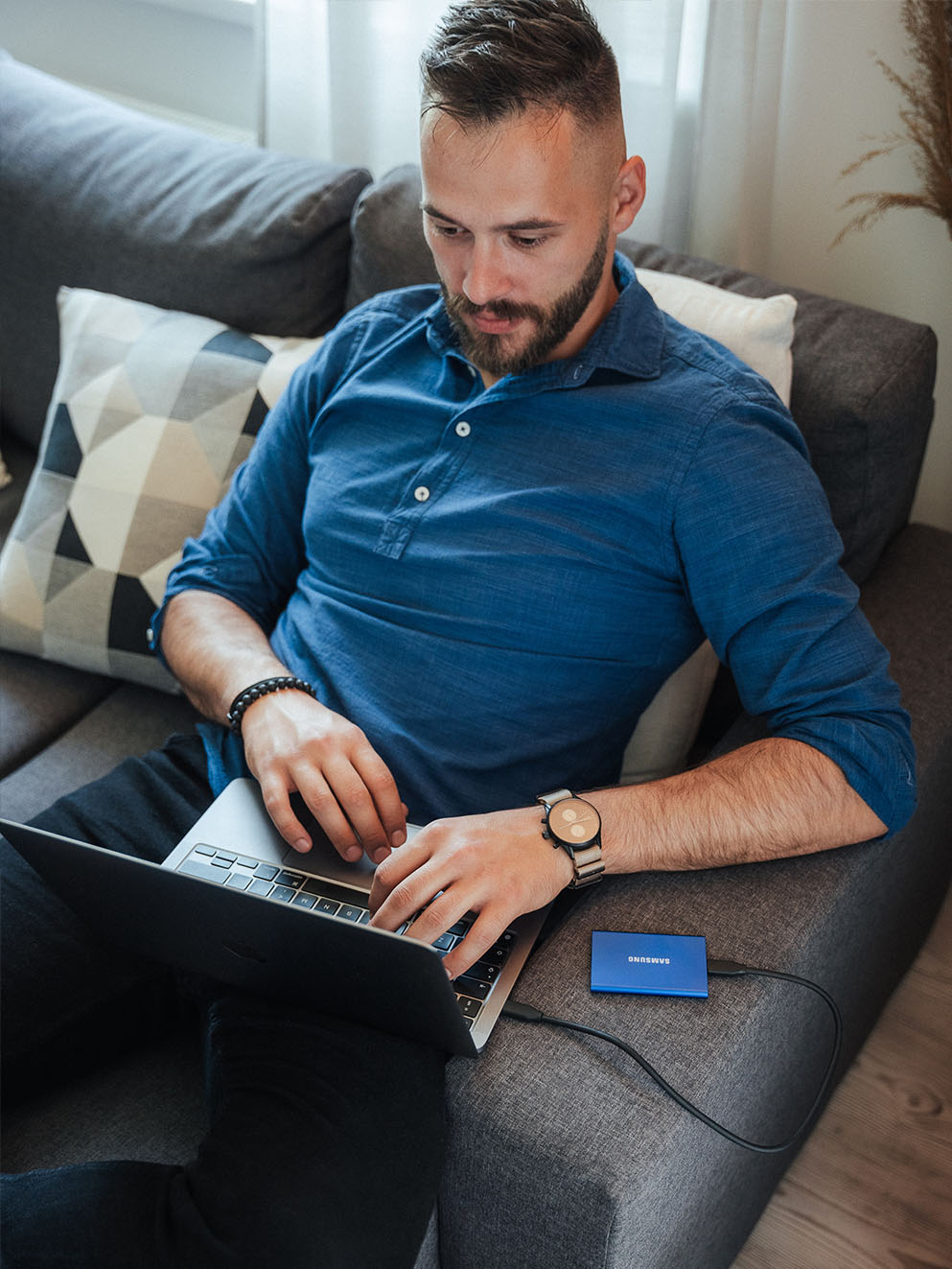 image_01_home_04 https://ericksmithproductions.co.rw/wp-content/uploads/2024/05/image_01_home_04.jpg